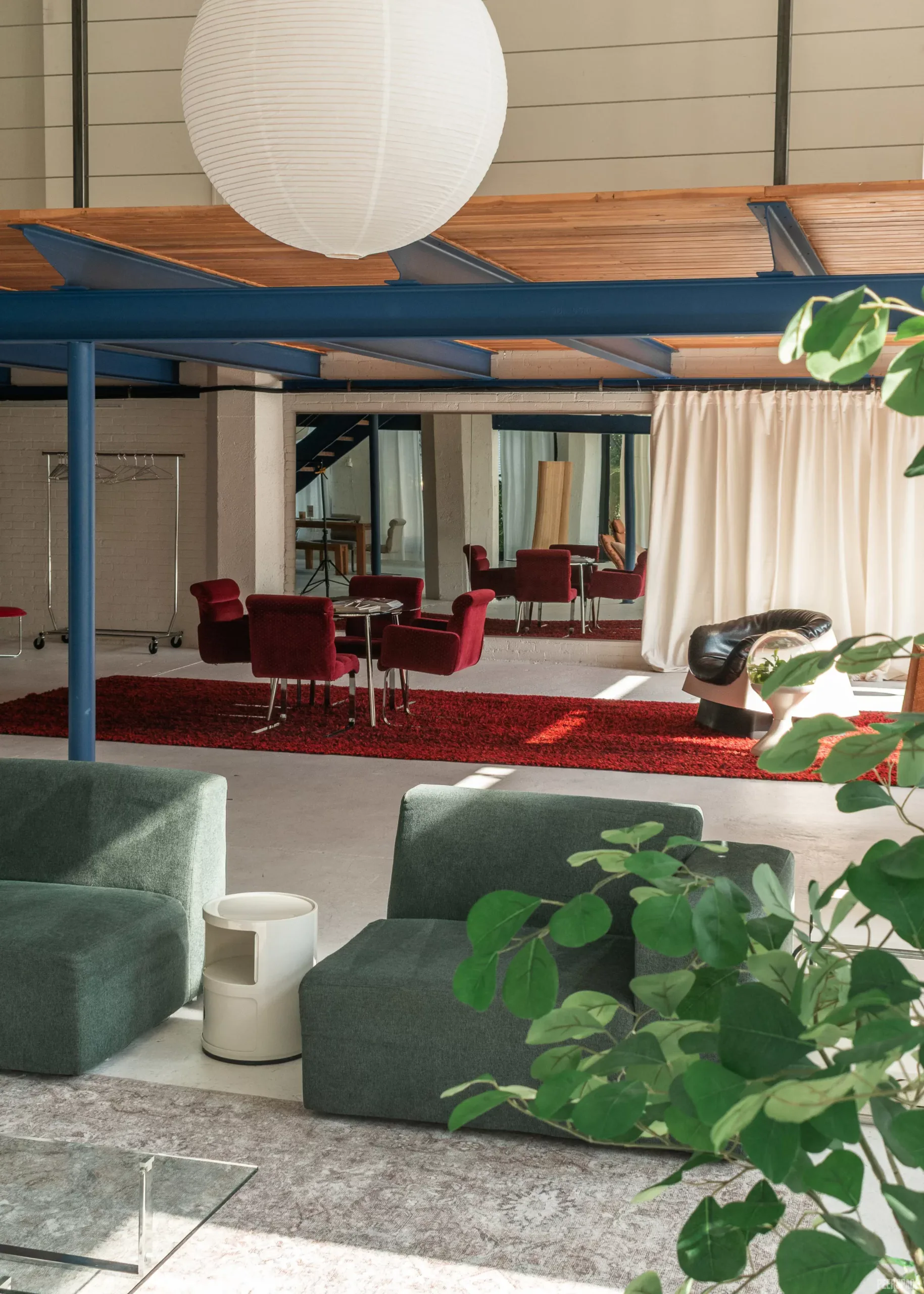 Chicago conference studio lounge and filming area